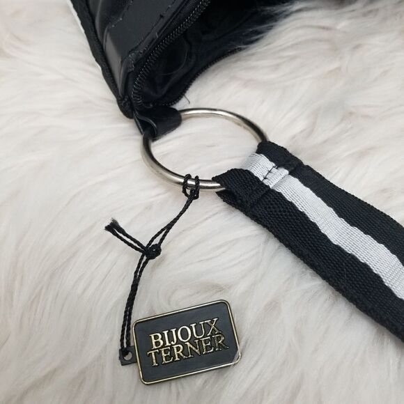 Bijoux Terner Black VEGAN LEATHER Hobo Bag. - Picture 10 of 12